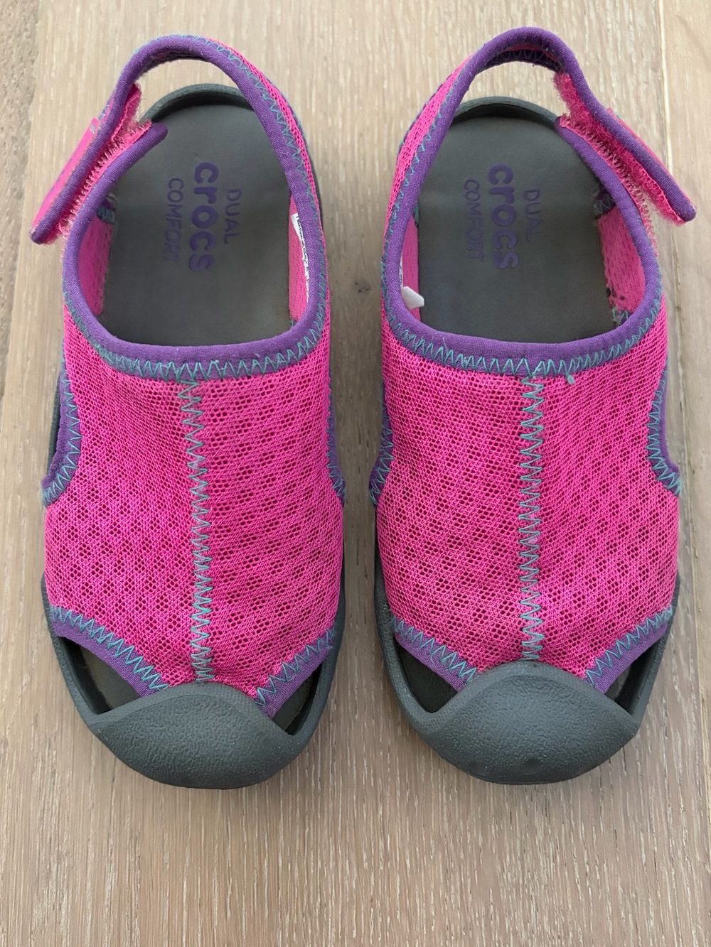 Crocs Swiftwater water shoes sz11